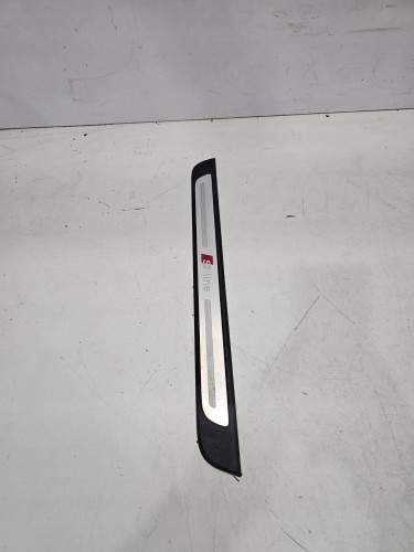 LISTWA PROGOWA LEWA LUB PRAWA AUDI A3 8V4 8V4853491B