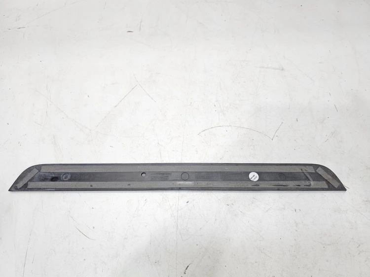 LISTWA PROGOWA LEWA LUB PRAWA AUDI A3 8V4 8V4853491B