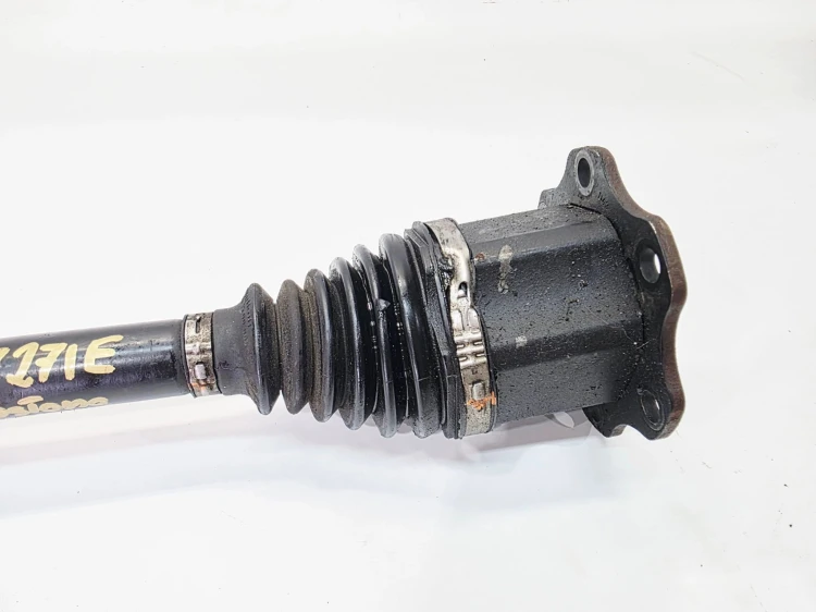 PÓŁOŚ LEWA LUB PRAWA PRZÓD AUDI Q5 FY 80A407271E USZKODZONA OSŁONA