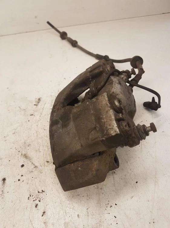 ZACISK HAMULCOWY LEWY PRZÓD AUDI A6 C7 A7 4G0105AK