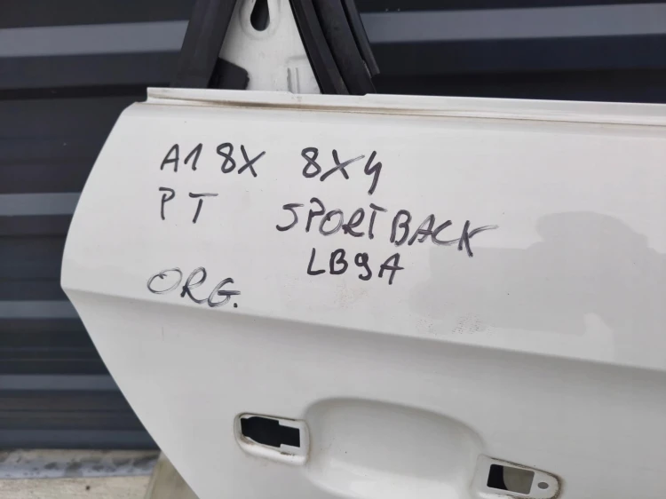 DRZWI PRAWY TYŁ AUDI A1 8X 8X4 SPORTBACK LB9A ORYGINAŁ !!!