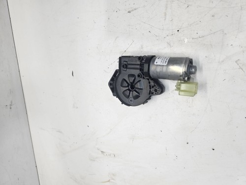 SILNICZEK SILNIK SZYBERDACHU AUDI VW SEAT SKODA 3G9877795F