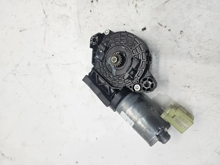 SILNICZEK SILNIK SZYBERDACHU AUDI VW SEAT SKODA 3G9877795F