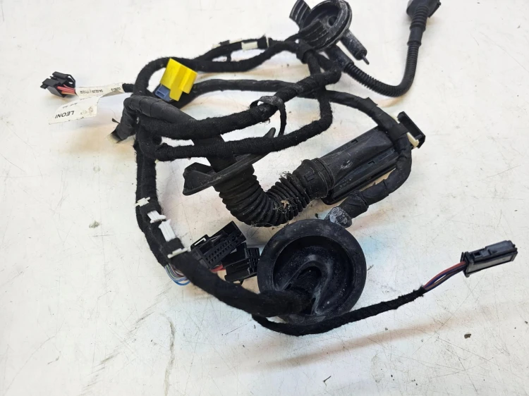 WIĄZKA DRZWI LEWY PRZÓD AUDI Q5 8R0971029B