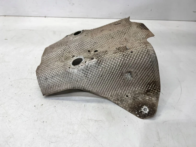OSŁONA TERMICZNA TUNELU AUDI TT 8J0825651A