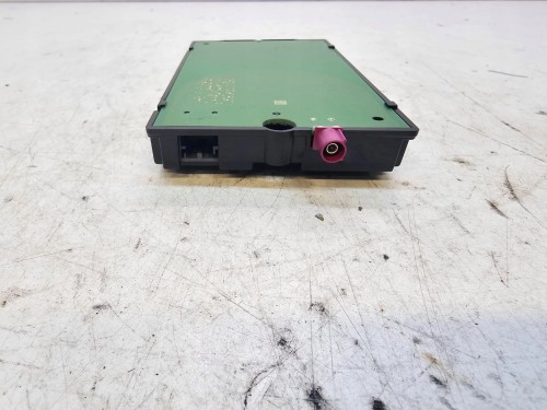 WZMACNIACZ ANTENOWY AUDI A6 C7 A7 4G0035502
