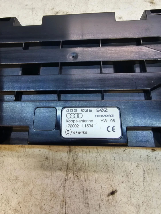 WZMACNIACZ ANTENOWY AUDI A6 C7 A7 4G0035502