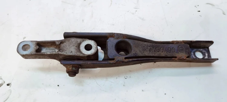 ŁAPA PODUSZKA SKRZYNI AUDI A3 8V VOLKSWAGEN SEAT SKODA 5Q0199855Q