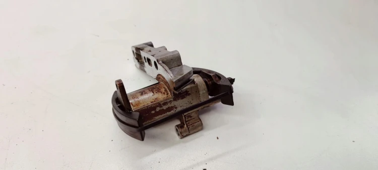 NAPINACZ ŁAŃCUCHA ROZRZĄDU AUDI VW 1.8 20V