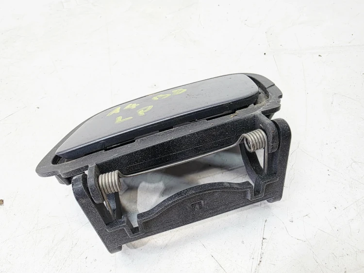 ZAŚLEPKA SPRYSKIWACZA LEWA AUDI A4 B8 8K0955275H 8K0807787H