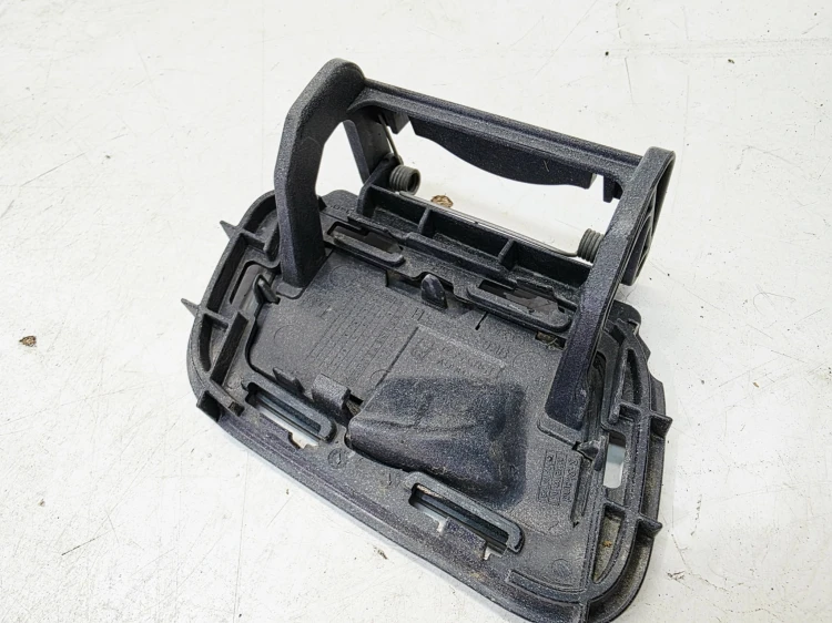 ZAŚLEPKA SPRYSKIWACZA LEWA AUDI A4 B8 8K0955275H 8K0807787H