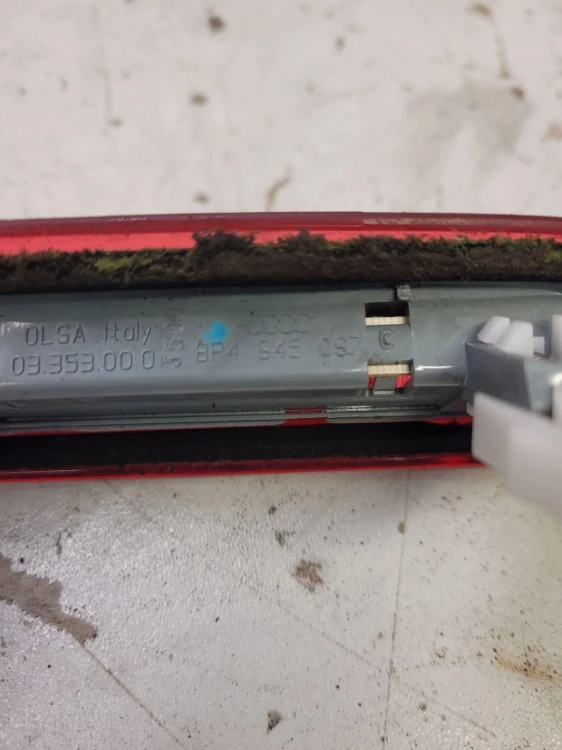 ŚWIATŁO STOP STOPU AUDI A3 8P LIFT 5-D 8P4945097C