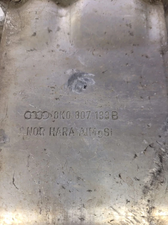 STREFA ZGNIOTU LEWA ODBÓJ AUDI A4 B8 8K0807133B