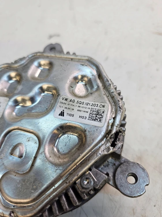 MODUŁ WENTYLATORA CHŁODNICY AUDI A3 8V VW 5Q0121203CN