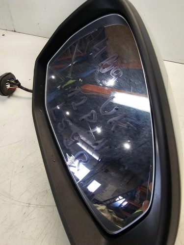 LUSTERKO ZEWNĘTRZNE PRAWE AUDI A4 B9 LS9R 12 PIN UK
