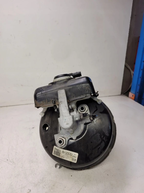 SERWO POMPA HAMULCOWA AUDI A4 A5 Q5 8K0612103N