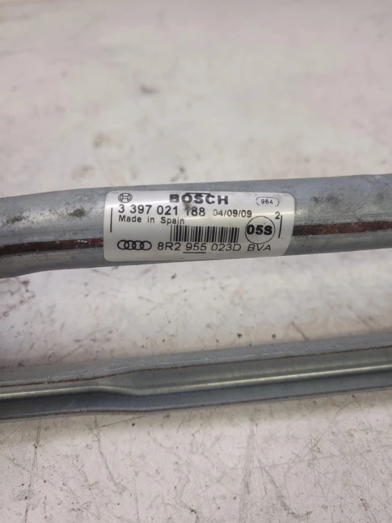 MECHANIZM SILNICZEK WYCIERACZEK AUDI Q5 8R2955119A