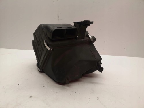 OBUDOWA FILTRA POWIETRZA AUDI A6 C5 4B0133835AE