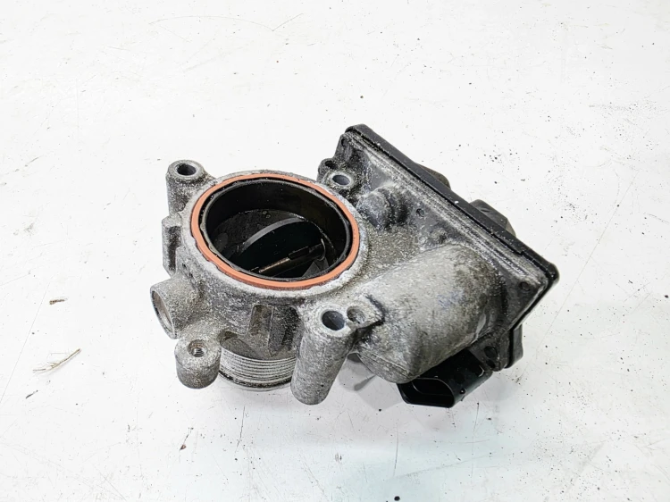 PRZEPUSTNICA KLAPA AUDI VOLKSWAGE SEAT SKODA 2.0 TDI 03L128063T