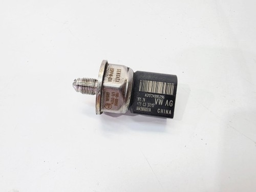 CZUJNIK CIŚNIENIA PALIWA AUDI VOLKSWAGEN SEAT SKODA 06K906051A