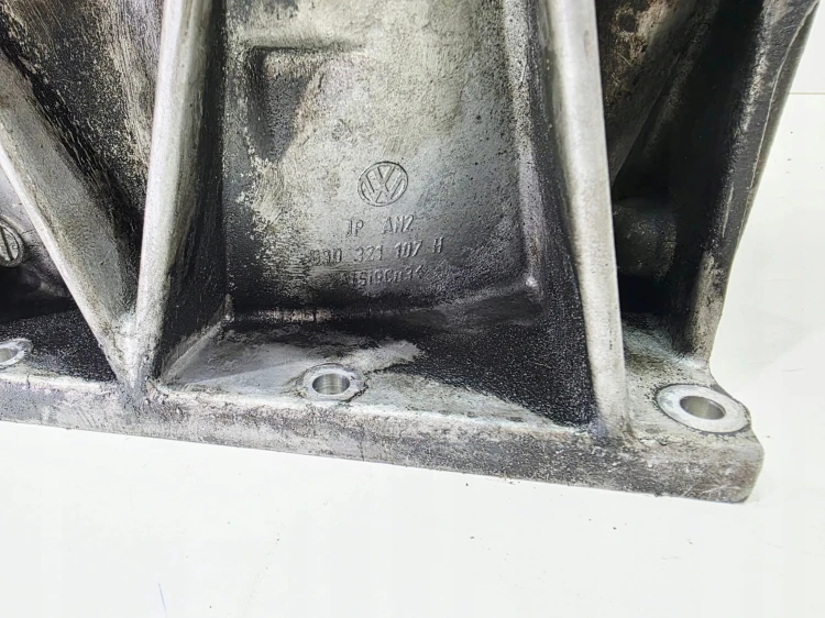 OBUDOWA OSŁONA SKRZYNI BIEGÓW AUDI Q7 4L 09D321107