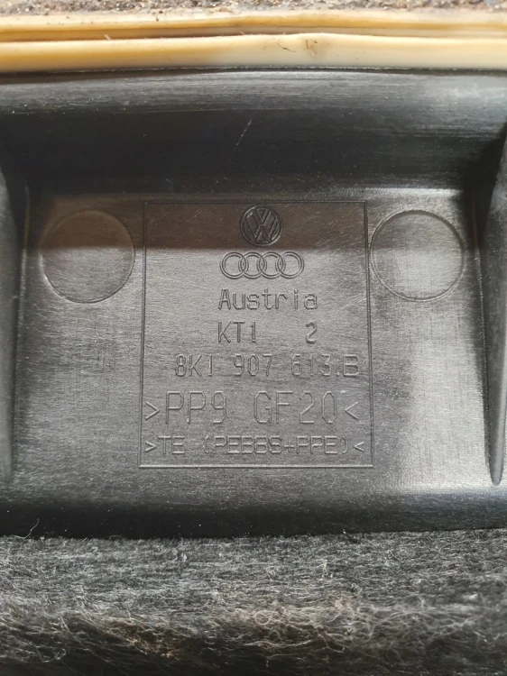 OSŁONA OBUDOWA STEROWNIKA AUDI A4 B8 A5 8K1907613B