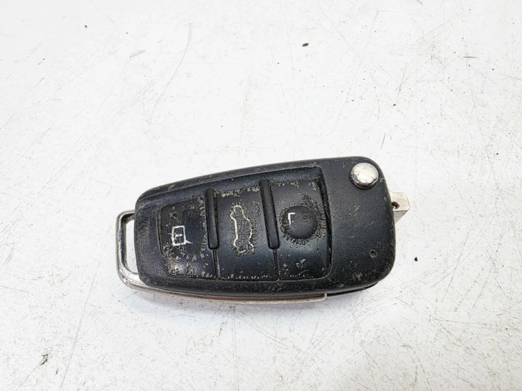 KLUCZYK PILOT SCYZORYK AUDI A1 8X Q3 8U 8X0837220 434MHZ 3/26