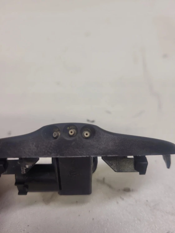 DYSZA SPRYSKIWACZA SPRYSK PRAWA AUDI Q5 8R0955988B