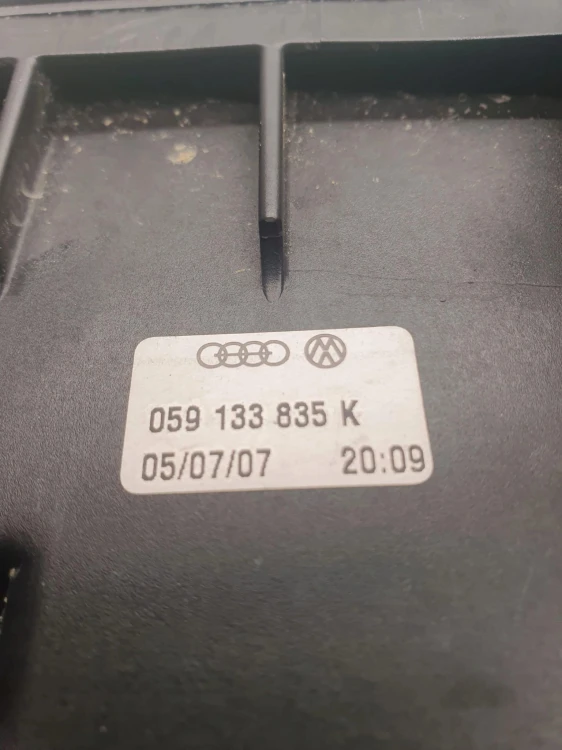 OBUDOWA FILTRA POWIETRZA A4 B7 2,7 3,0 059133835K