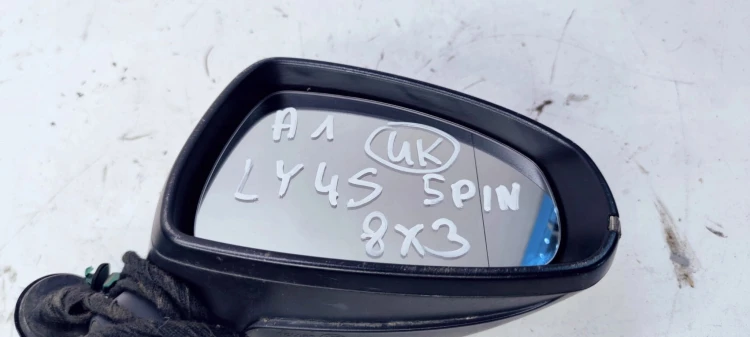 LUSTERKO ZEWNĘTRZNE PRAWE AUDI A1 8X3 5 PIN LY4S