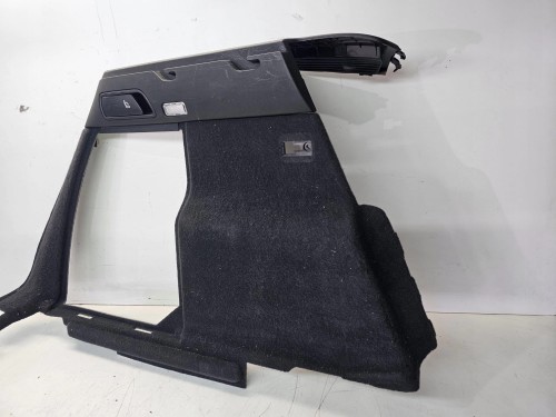 BOCZEK TAPICERKA BAGAŻNIKA LEWY TYŁ AUDI Q5 8R 8R0863879G