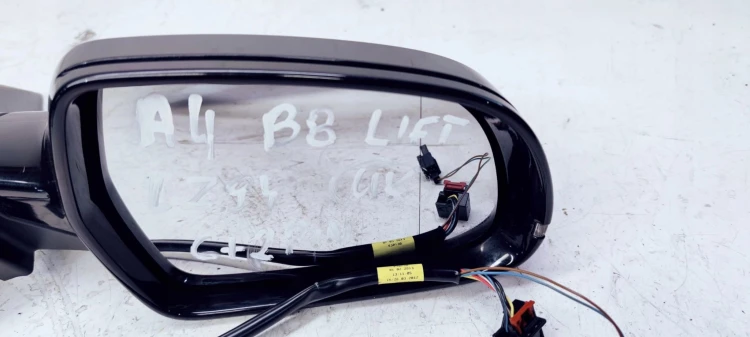 LUSTERKO PRAWE AUDI A4 B8 LIFT LZ9Y 6+2 PIN UK