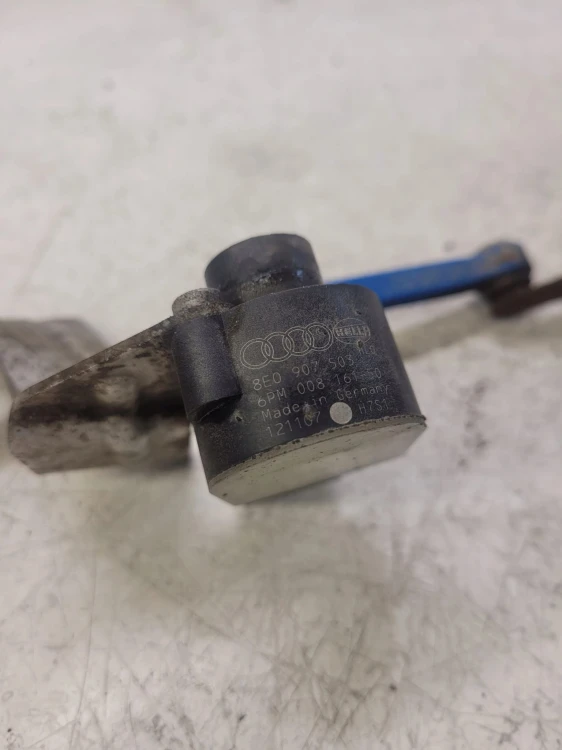 CZUJNIK POZIOMOWANIA ŚWIATEŁ AUDI A4 B7 8E0616571H