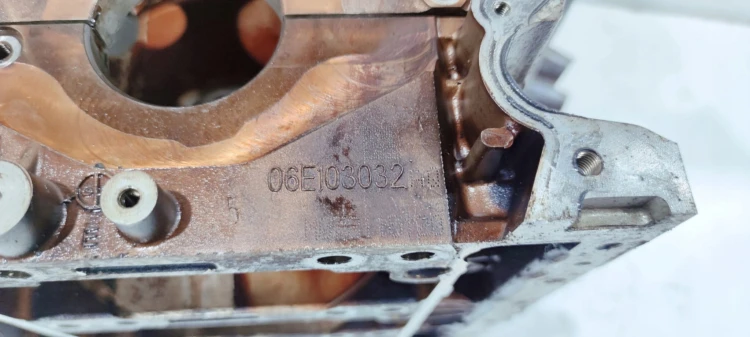 BLOK SILNIKA AUDI A6 C7 A7 A8 2.8 FSI CHV 06E103023AT 06E103032AQ