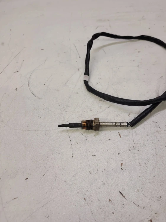 CZUJNIK TEMPERATURY SPALIN AUDI A4 A5 8W0906088F