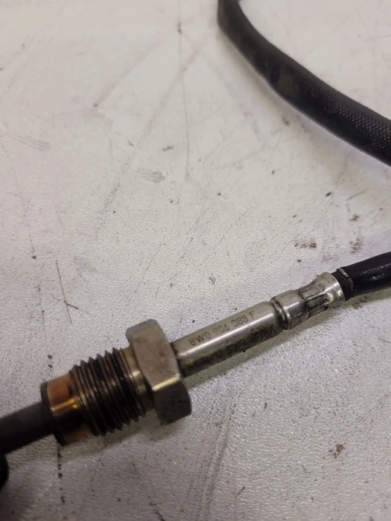 CZUJNIK TEMPERATURY SPALIN AUDI A4 A5 8W0906088F