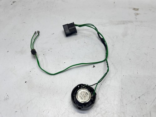 GŁOŚNIK WYSOKOTONOWY DRZWI PRZÓD AUDI A3 8L 8L0035399