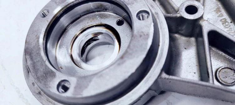 OBUDOWA WAŁKÓW AUDI A4 B8 A5 1.8 TFSI 06H103166H