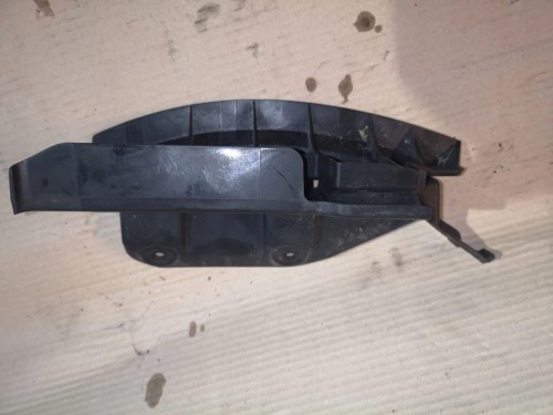 ŚLIZG ZDERZAKA TYŁ AUDI A6 C6 4F5807891