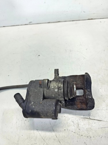 ZACISK HAMULCOWY ELEKTRYCZNY PRAWY TYŁ AUDI A6 C6 BEZ ZĄBKA