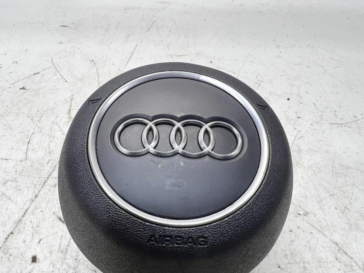 PODUSZKA POWIETRZNA AUDI A3 8Y 8Y0880201E