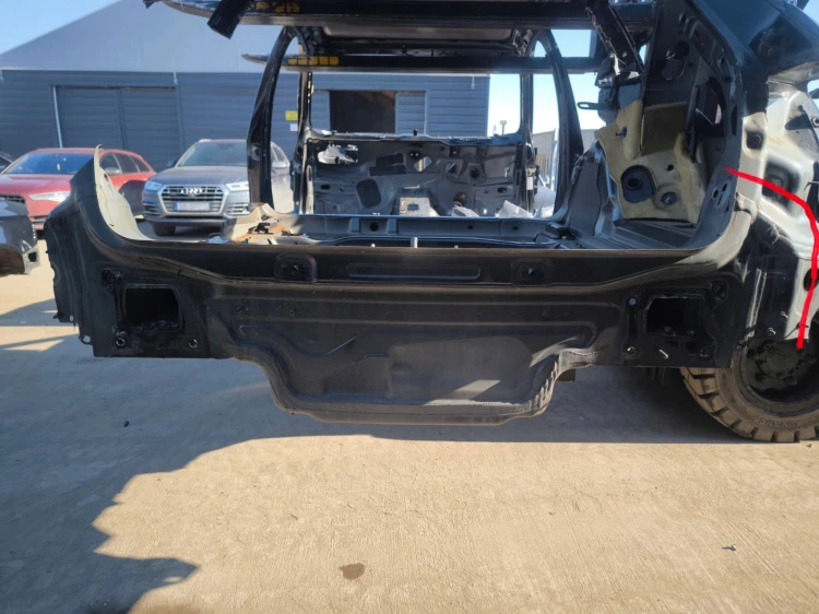WANNA PAS TYLNI AUDI A4 B9 AVANT KOMBI ORYGINAŁ *2*