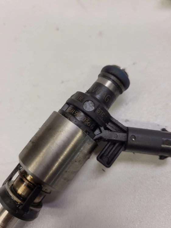 WTRYSK WTRYSKIWACZ AUDI VW 1.8 2.0 TFSI 06H906036G