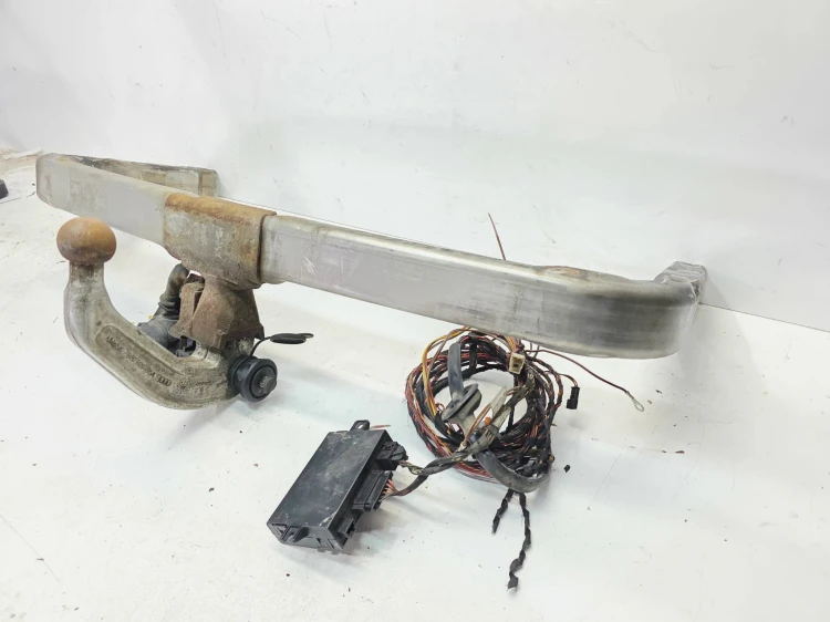 HAK HOLOWNICZY WYPINANY AL-KO AUDI A4 B7 8E0092155B 8E0800495A