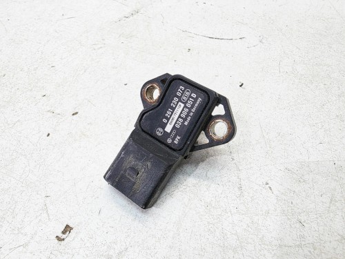 CZUJNIK CIŚNIENIA DOŁADOWANIA AUDI VOLKSWAGEN SEAT SKODA 038906051D