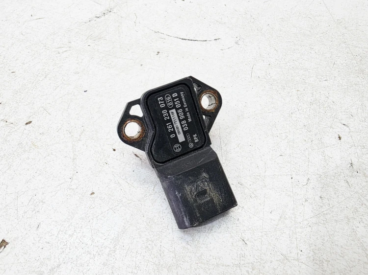 CZUJNIK CIŚNIENIA DOŁADOWANIA AUDI VOLKSWAGEN SEAT SKODA 038906051D