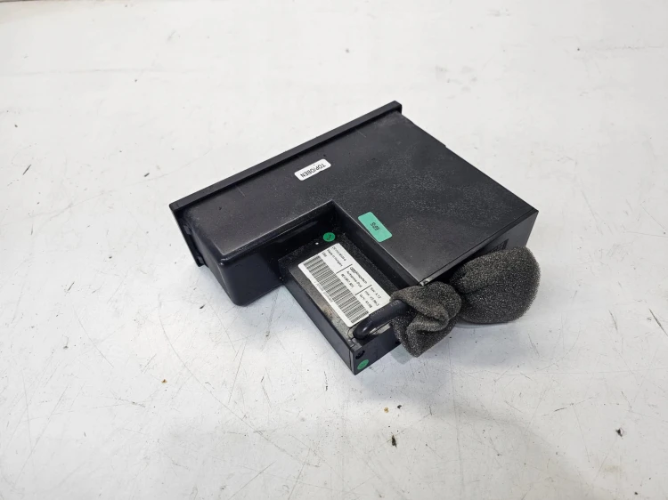 INTERFACE MULTIMEDIALNY AUDI A4 B6 B7 A3 8P TT 8E0857925