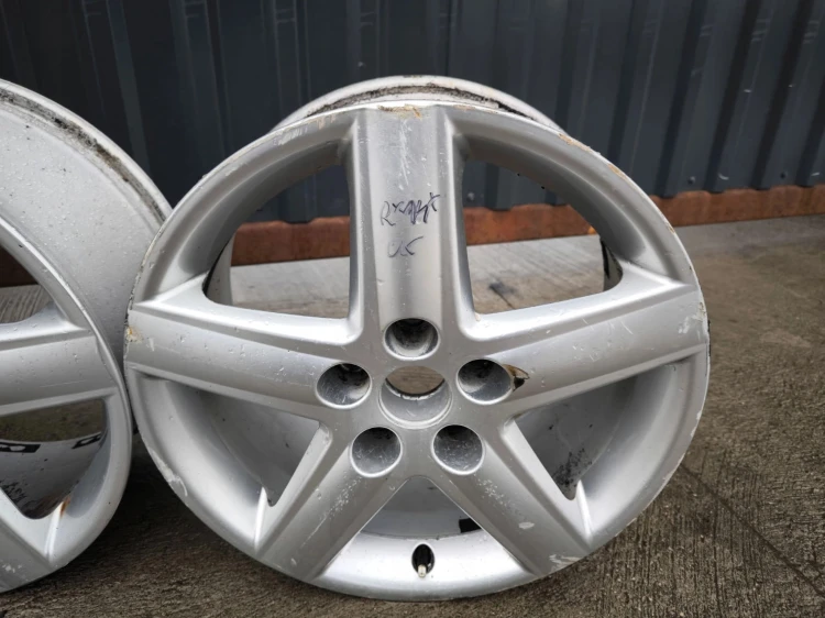 FELGI FELGA KOMPLET VW SKODA AUDI A4 A6 7.5J R17 ET45 4F0601025AF R*14* OK