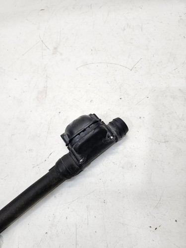 RURKA PRZEWÓD KRÓCIEC AUDI A3 8P 2.0 TFSI 06F145784A