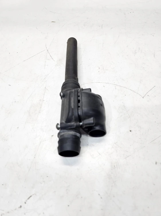 RURKA PRZEWÓD KRÓCIEC AUDI A3 8P 2.0 TFSI 06F145784A